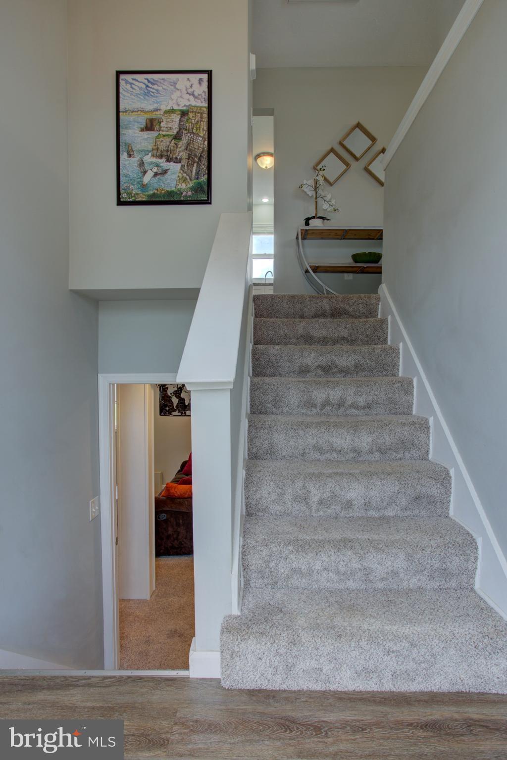 413 Hummingbird Drive Lititz, PA 17543 - Photo 5 of 43