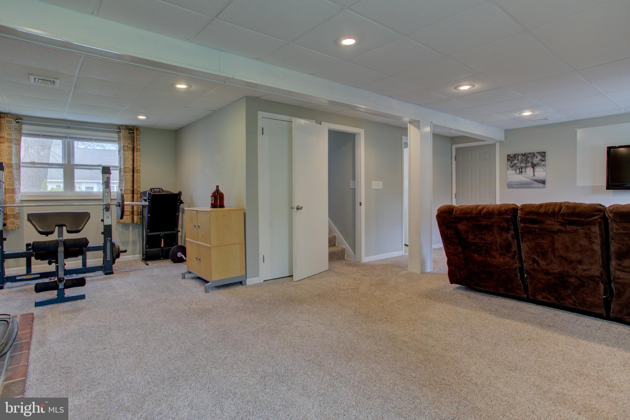 413 Hummingbird Drive Lititz, PA 17543 - Photo 6 of 43