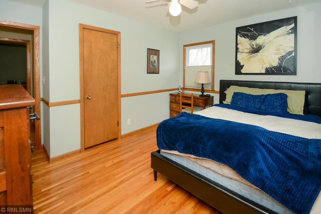 5509 Holiday Road Minnetonka, MN 55345 - Photo 22 of 32 Gallery Image 22