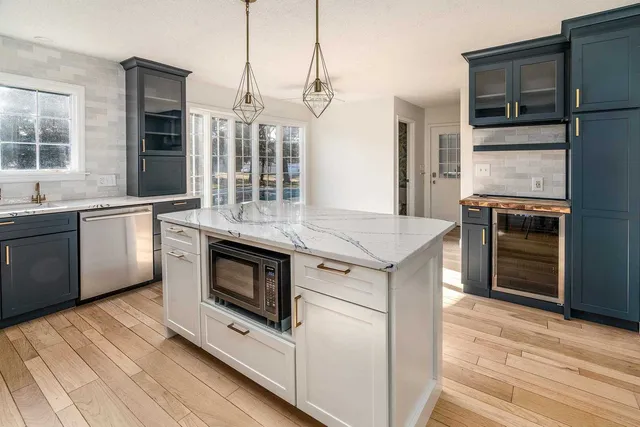 $324,900 | 317 South Lu Court, Carbondale, IL 62901