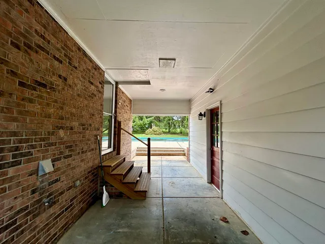 $324,900 | 317 South Lu Court, Carbondale, IL 62901