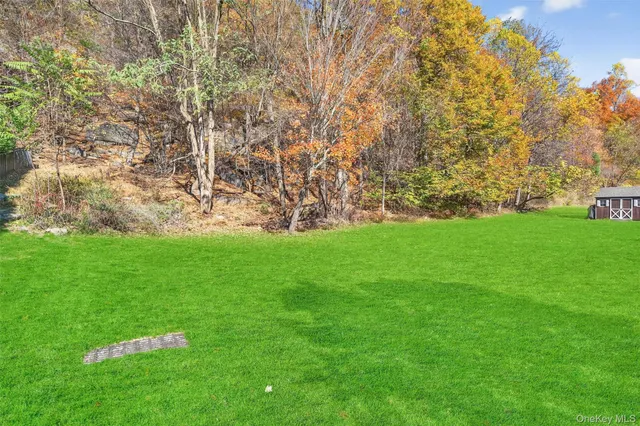 $729,000 | 28 Sutherland Drive, Highland Mills, NY 10930