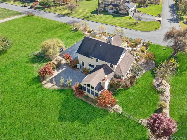 $729,000 | 28 Sutherland Drive, Highland Mills, NY 10930