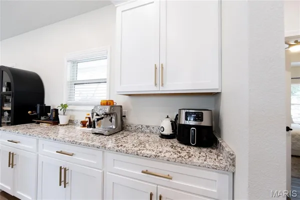 $445,000 | 233 Sunny Drive, Rolla, MO 65401