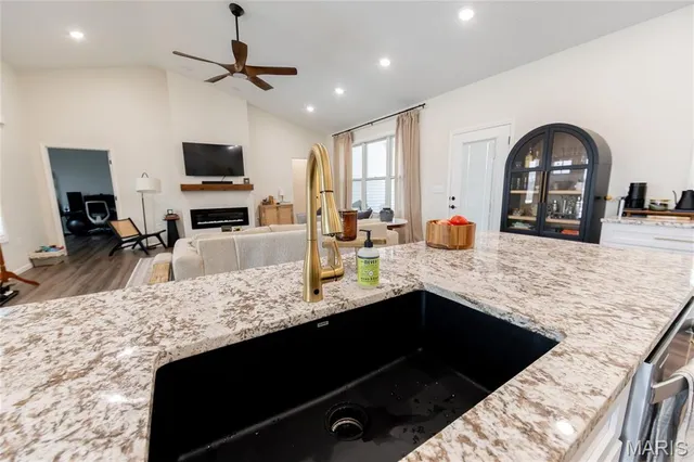 $449,000 | 233 Sunny Drive, Rolla, MO 65401