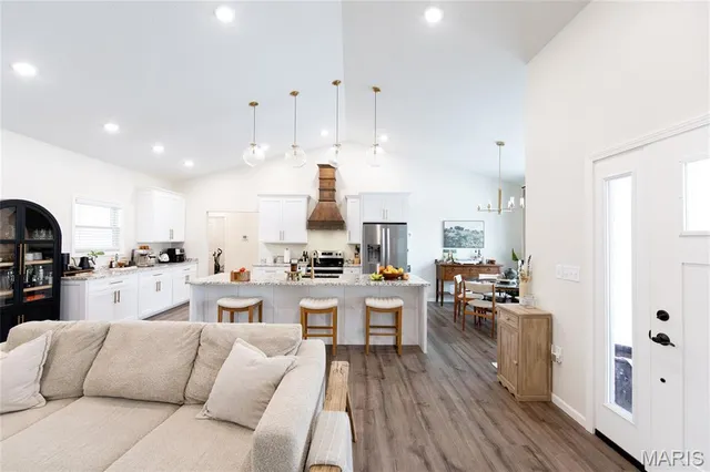 $449,000 | 233 Sunny Drive, Rolla, MO 65401