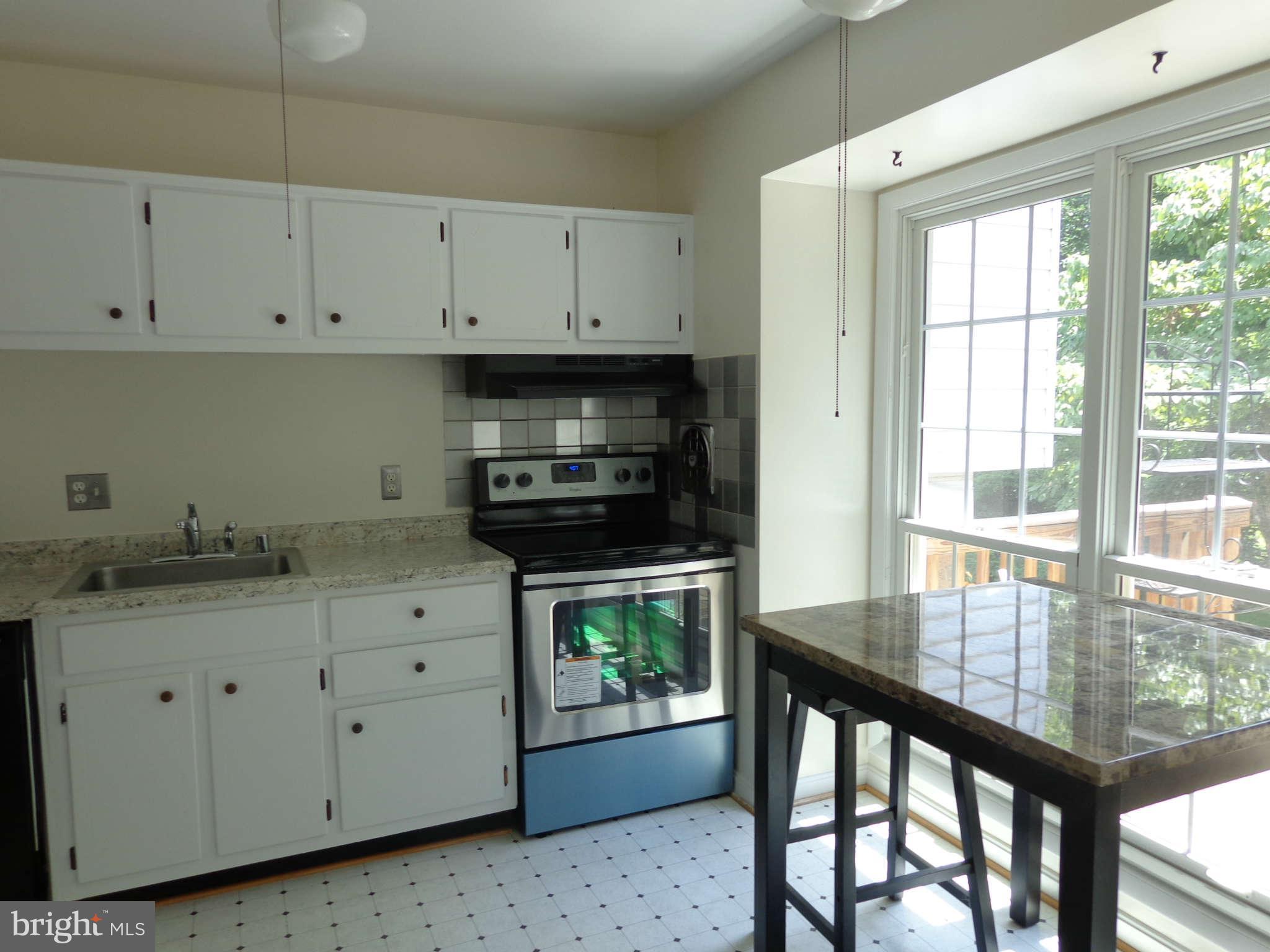 8207 Blairton Road Springfield, VA 22152 - Photo 10 of 21 Kitchen