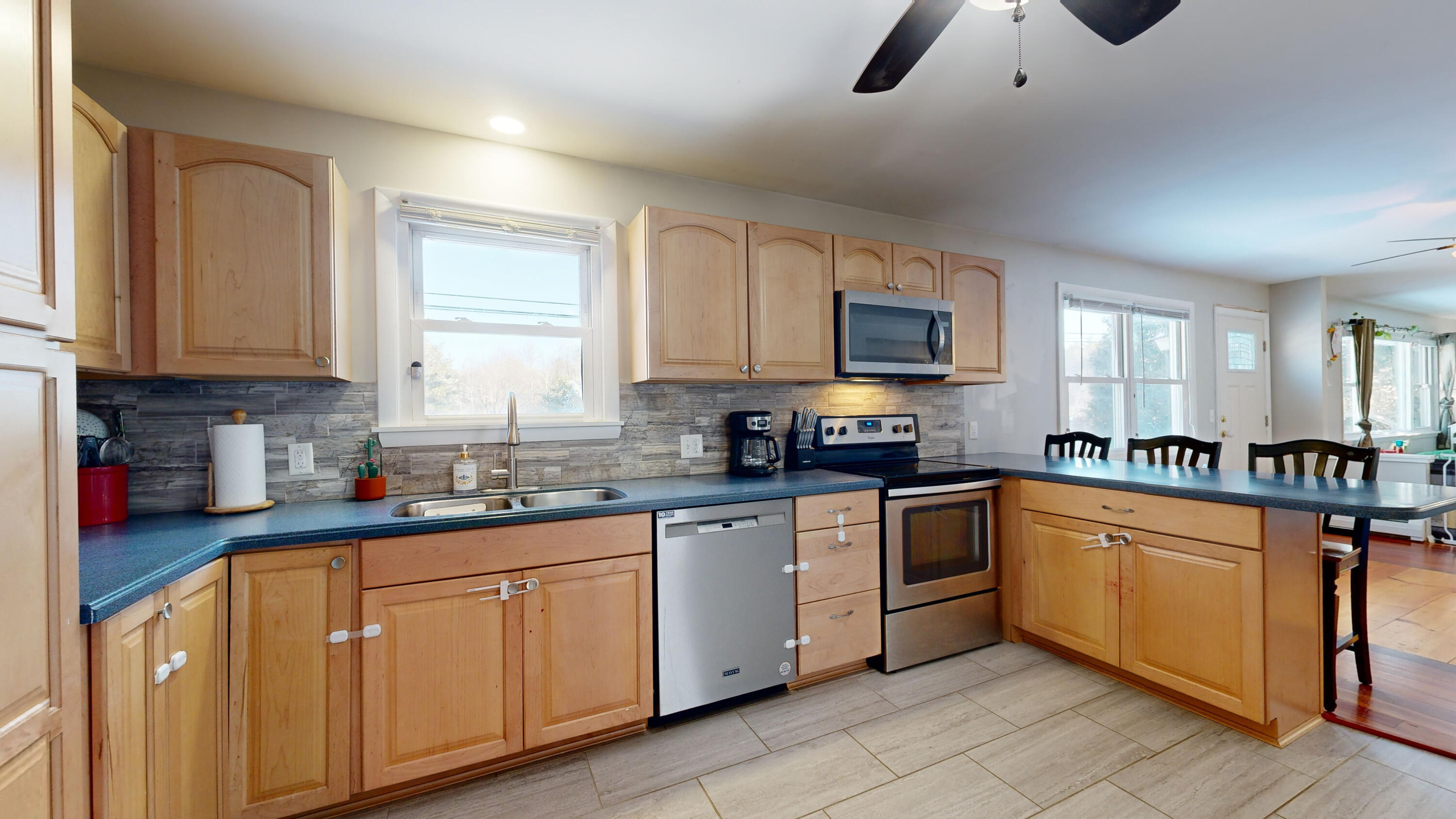 123 Old Lisbon Road Lewiston, ME 04240 - Photo 11 of 60 123-Old-Lisbon-Rd-Lewiston-ME-04240-0109
