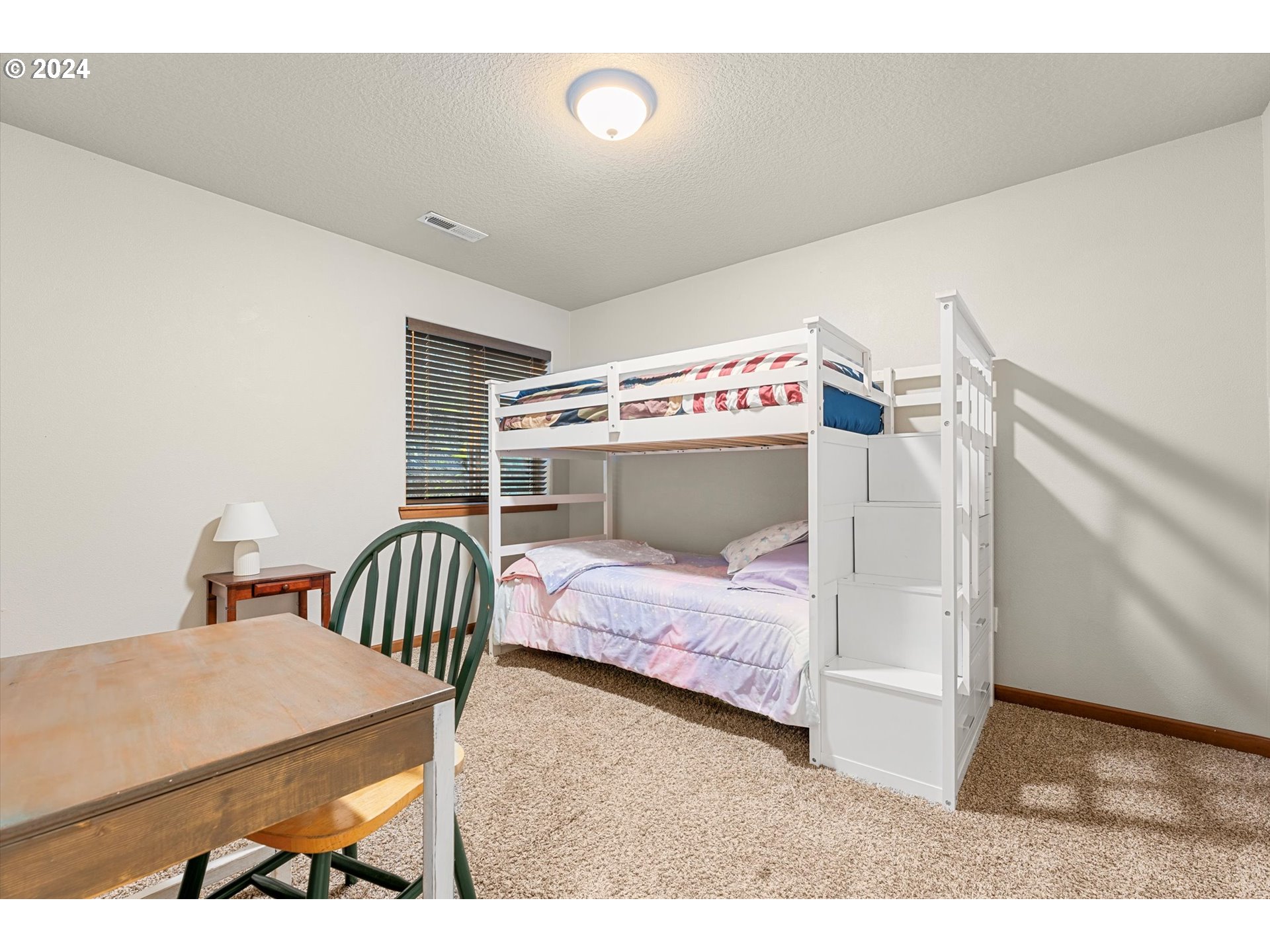 28247 South Moonridge Road Colton, OR 97017 - Photo 12 of 27 a bedroom with furniture and a window