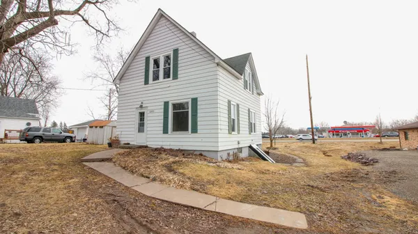 $239,900 | 13263 Andrews Avenue, Lindstrom, MN 55045