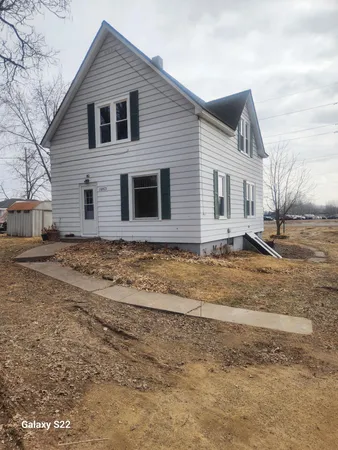 $239,900 | 13263 Andrews Avenue, Lindstrom, MN 55045