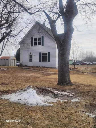 $239,900 | 13263 Andrews Avenue, Lindstrom, MN 55045