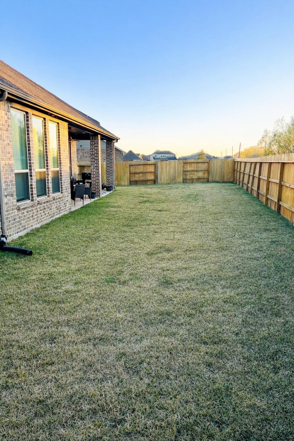 4334 Redford Valley Road Rosharon, TX 77583 - Photo 3 of 44 a view of outdoor space and yard