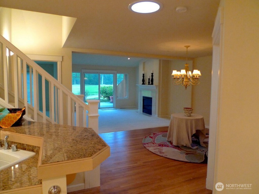 160 East Soderberg Road, Unit H23 Allyn, WA 98524 - Photo 6 of 20 a living room with furniture