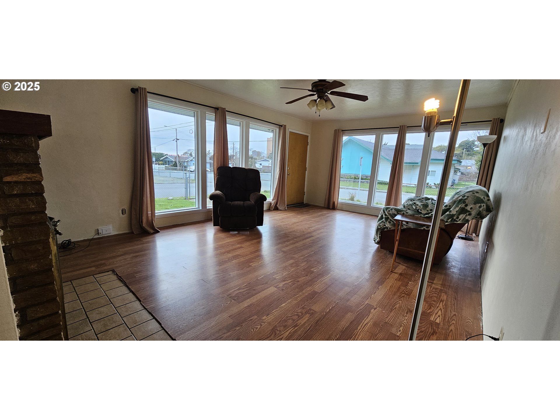 29545 Bailor Street Gold Beach, OR 97444 - Photo 12 of 48 a view interior of house with wooden floor and furniture