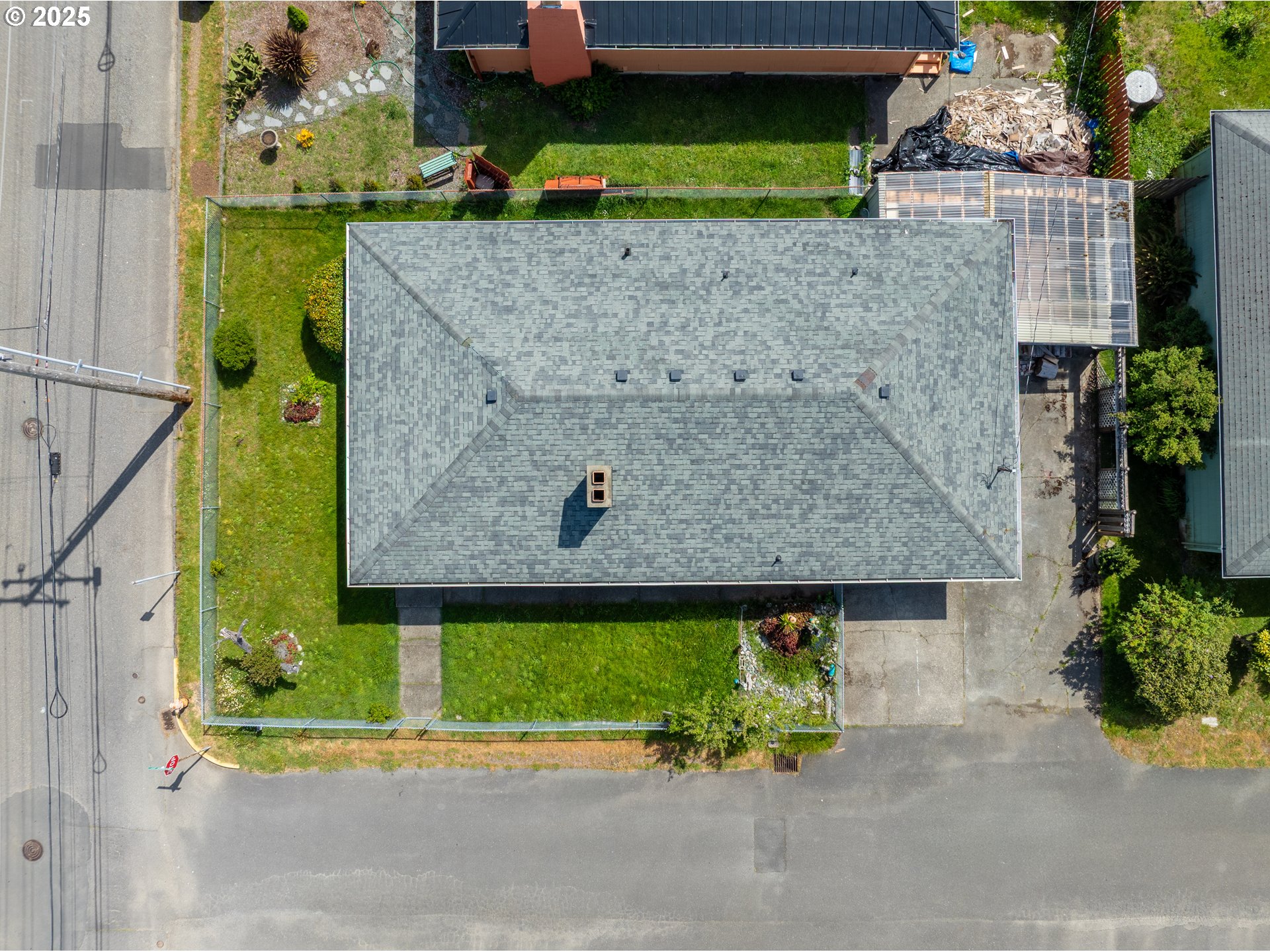 29545 Bailor Street Gold Beach, OR 97444 - Photo 45 of 48 front view of a small house