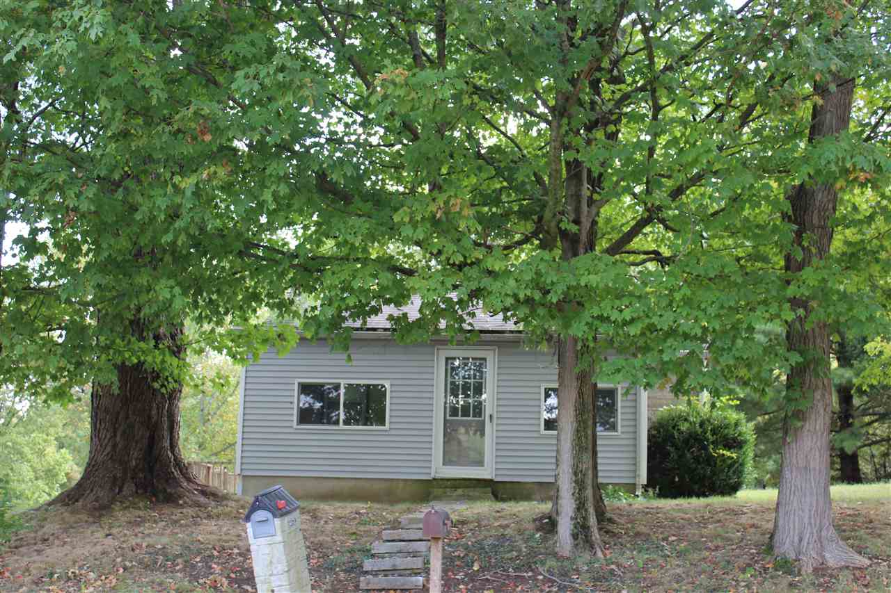 1845 West That Road Bloomington, IN 47403 - Photo 2 of 21