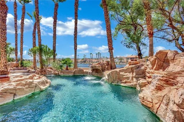 $2,480,000 | 8137 Desert Jewel Circle, Las Vegas, NV 89128