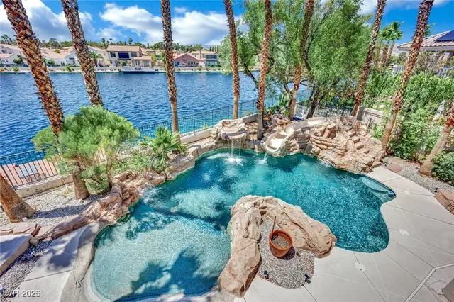 $2,480,000 | 8137 Desert Jewel Circle, Las Vegas, NV 89128