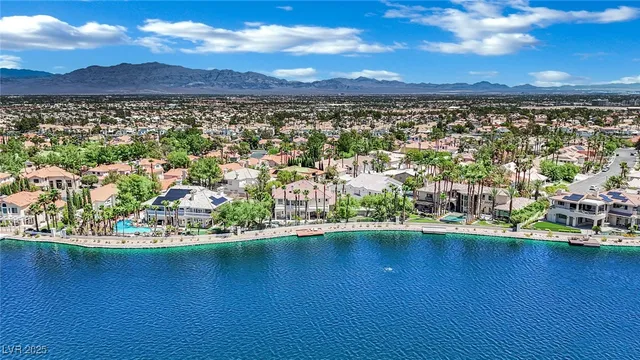 $2,480,000 | 8137 Desert Jewel Circle, Las Vegas, NV 89128