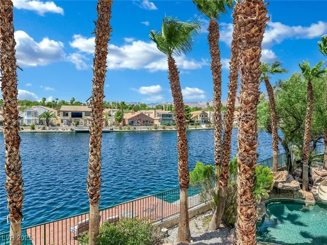 $2,480,000 | 8137 Desert Jewel Circle, Las Vegas, NV 89128