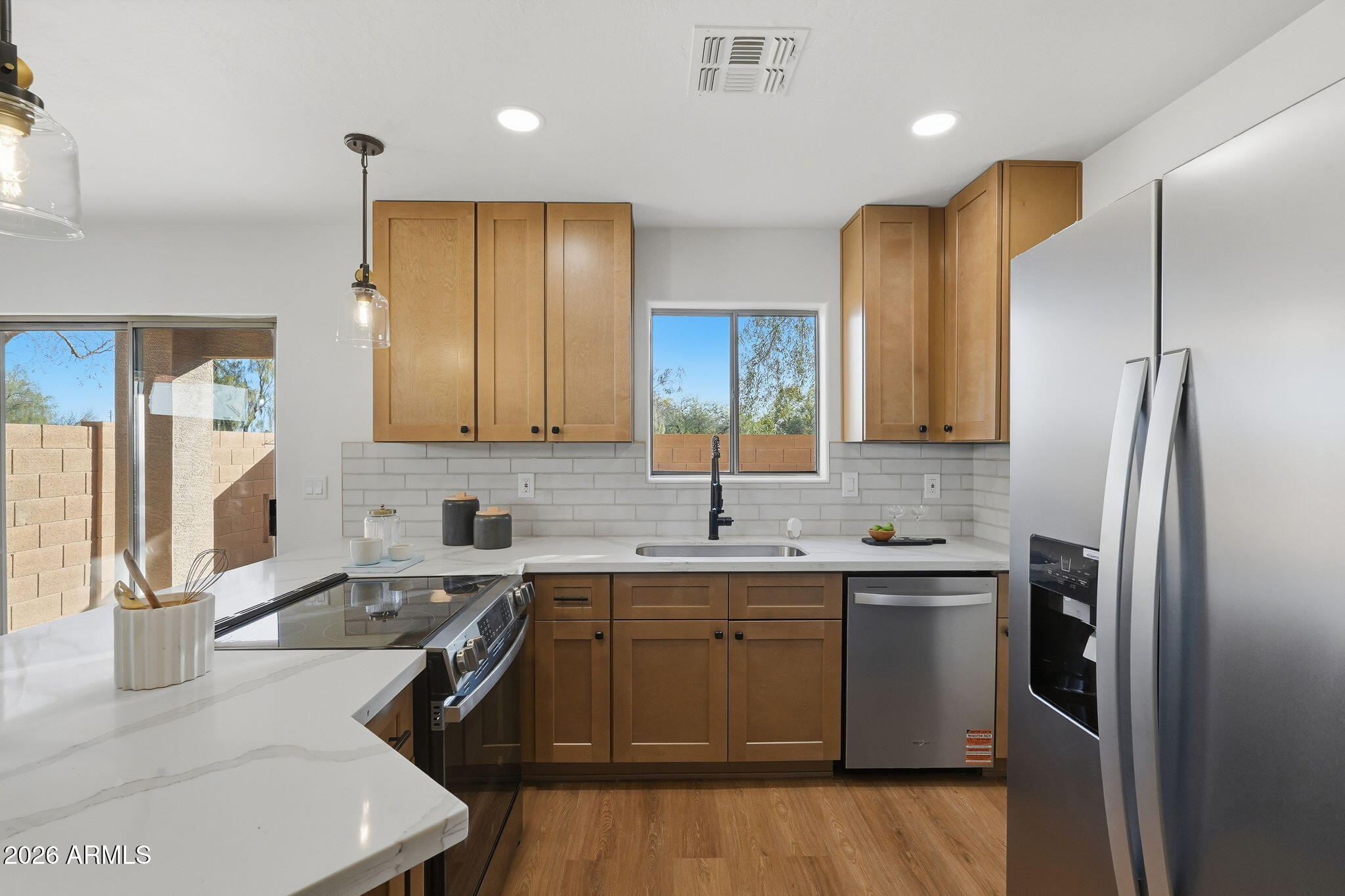 15651 North 29th Way Phoenix, AZ 85032 - Photo 12 of 34 012_ListerPros