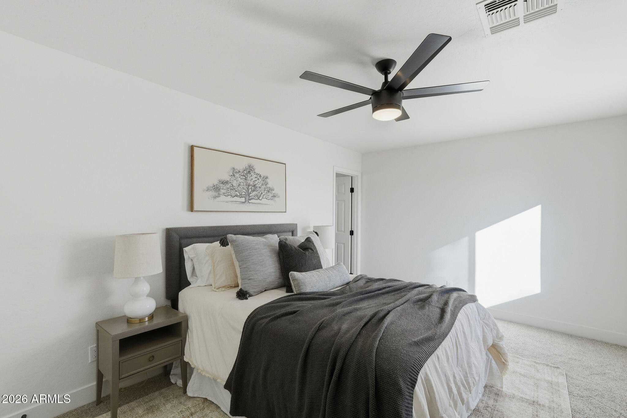 15651 North 29th Way Phoenix, AZ 85032 - Photo 16 of 34 016_ListerPros