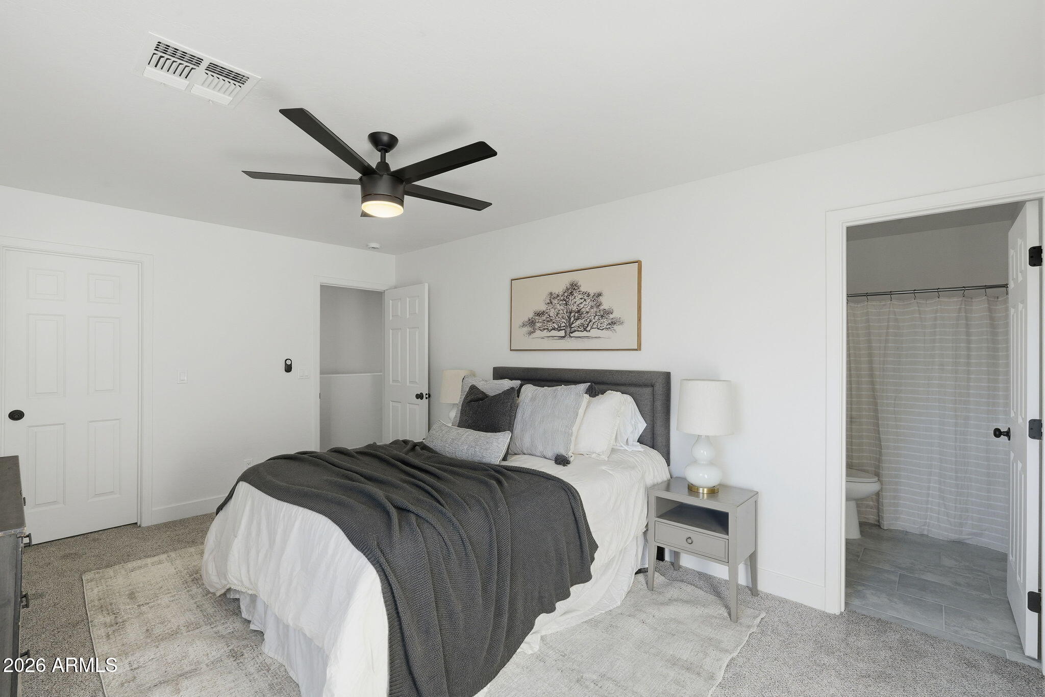 15651 North 29th Way Phoenix, AZ 85032 - Photo 17 of 34 017_ListerPros