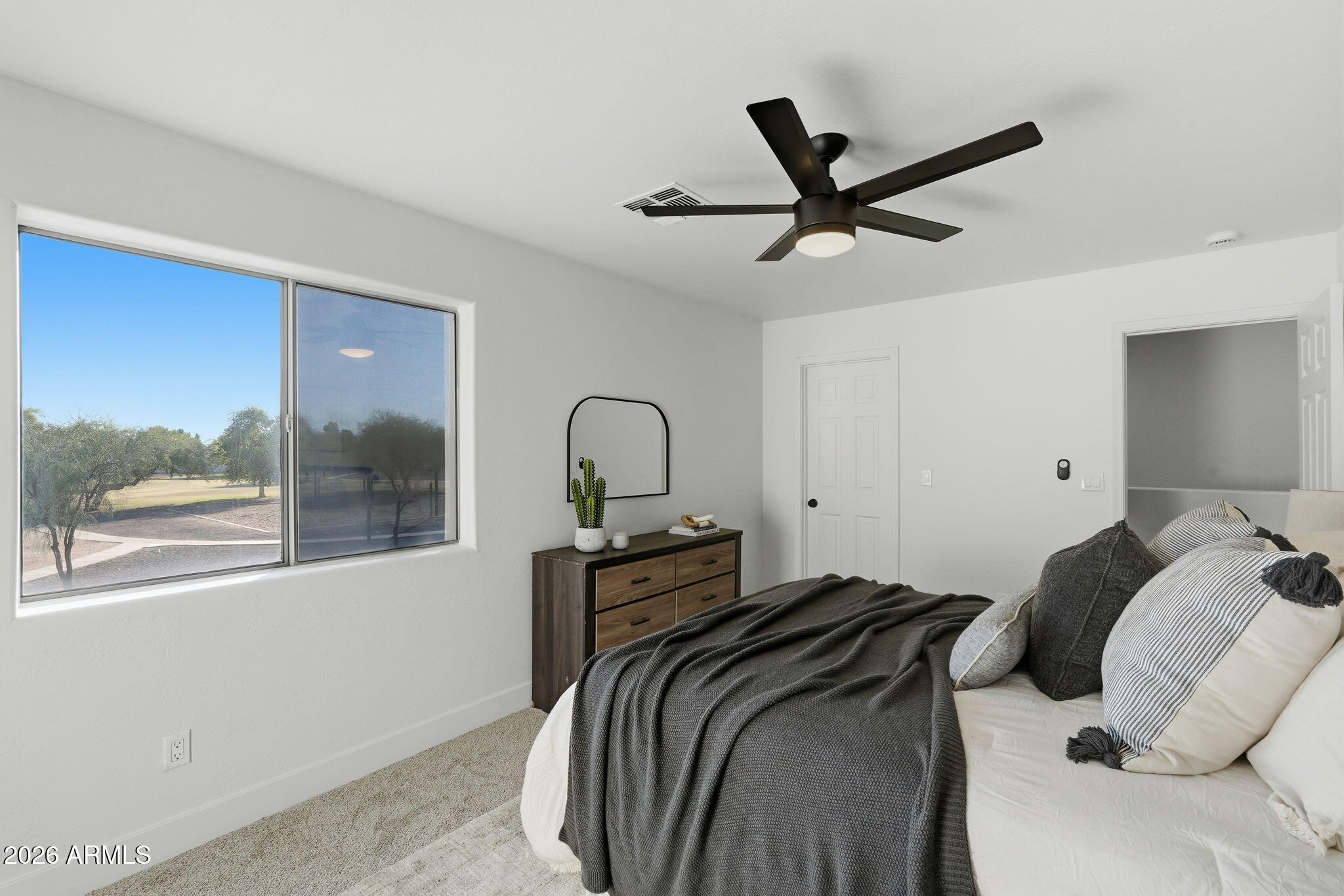 15651 North 29th Way Phoenix, AZ 85032 - Photo 18 of 34 018_ListerPros
