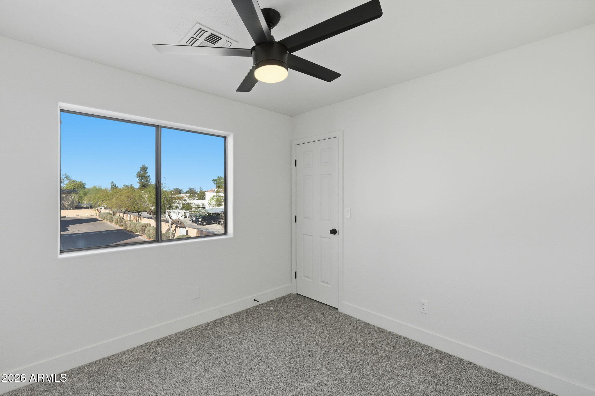 15651 North 29th Way Phoenix, AZ 85032 - Photo 25 of 34 023_ListerPros