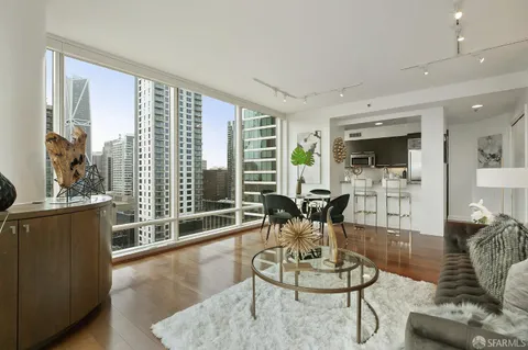 $8,995 | 425 1st Street, Unit 3706, San Francisco, CA 94105