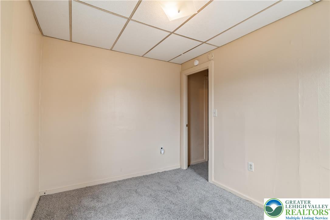 339 East Howe Street Allentown, PA 18109 - Photo 23 of 35