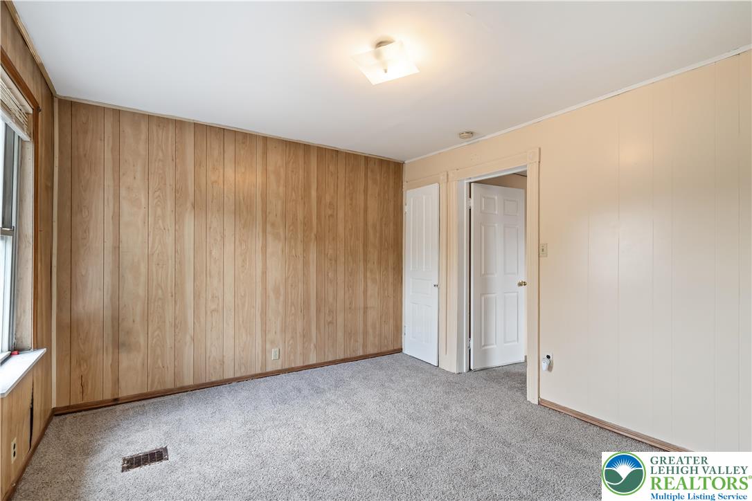 339 East Howe Street Allentown, PA 18109 - Photo 25 of 35 a view of an empty room with a window