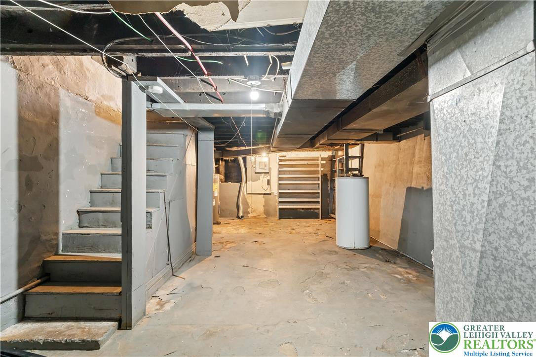 339 East Howe Street Allentown, PA 18109 - Photo 27 of 35 a view of under construction area and staircase
