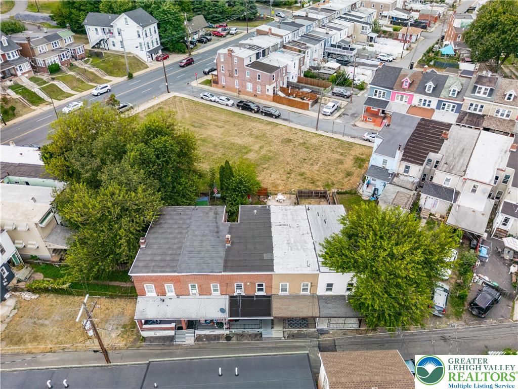 339 East Howe Street Allentown, PA 18109 - Photo 35 of 35 an aerial view of residential houses with outdoor space