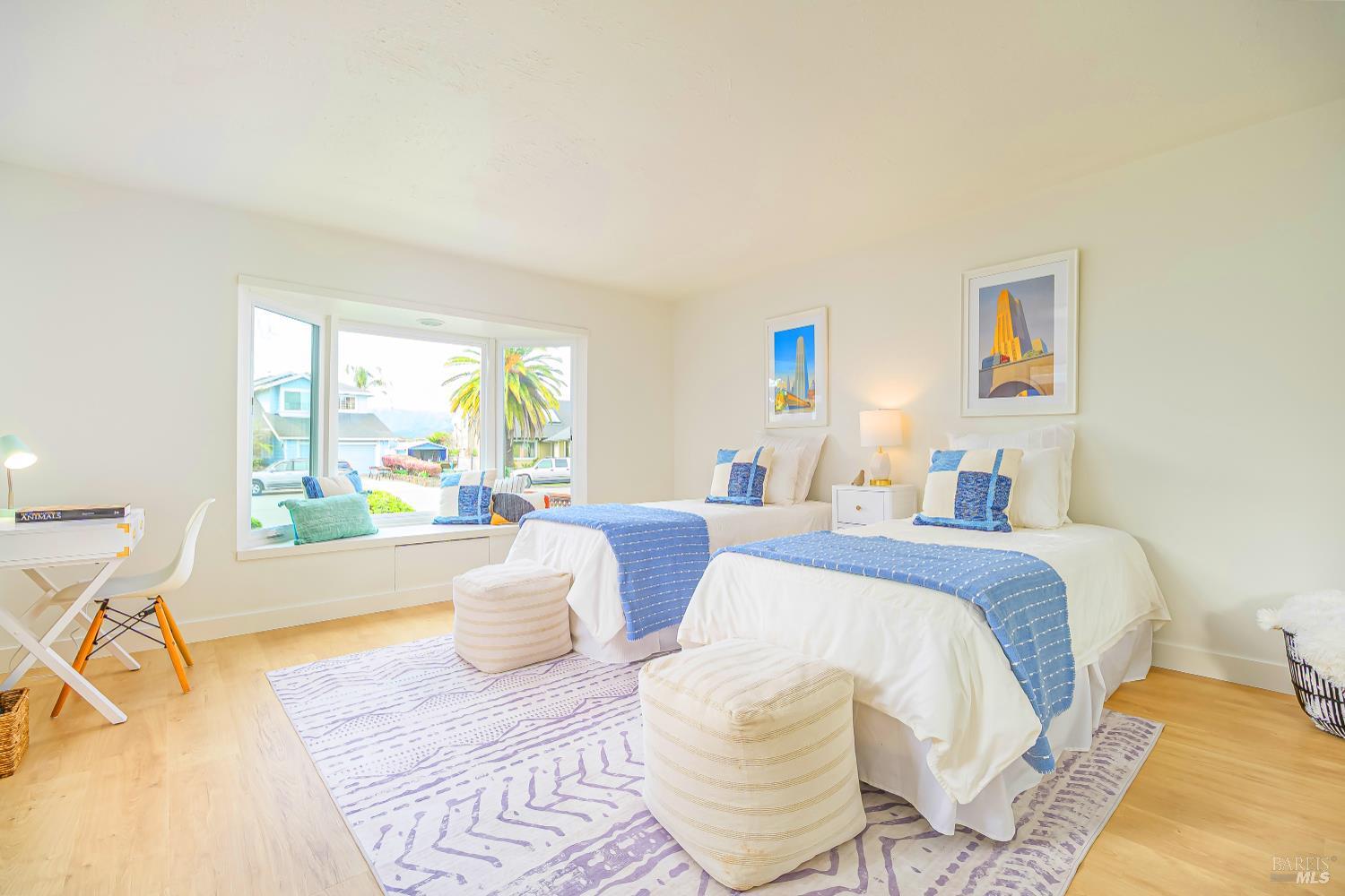 45 Del Oro Lagoon Novato, CA 94949 - Photo 27 of 37