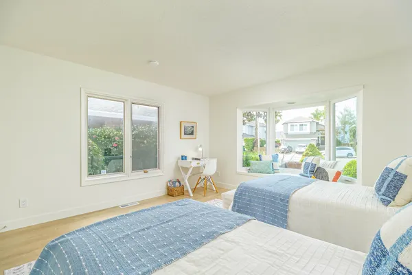 $1,595,000 | 45 Del Oro Lagoon, Novato, CA 94949