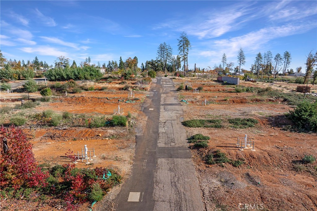 5471 South Libby Road Paradise, CA 95969 - Photo 6 of 21 a view of a lake with a houses