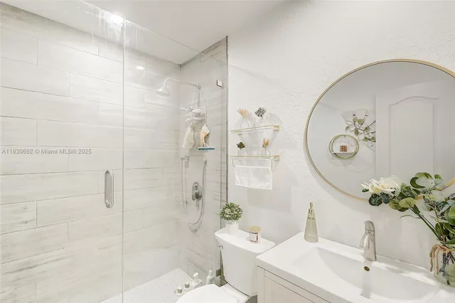 $429,000 | 369 Caloosa Drive, LaBelle, FL 33935