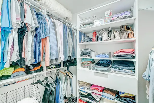 $429,000 | 369 Caloosa Drive, LaBelle, FL 33935