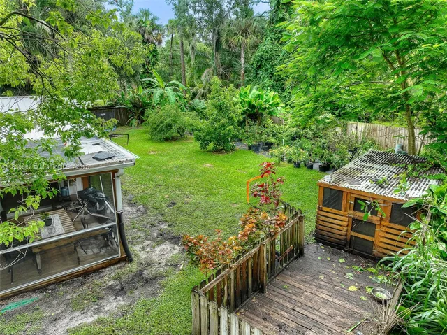 $429,000 | 369 Caloosa Drive, LaBelle, FL 33935