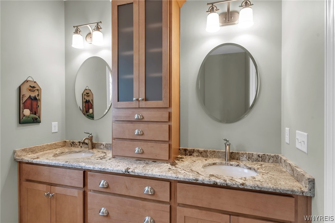 35 Raine Drive Amherst, NY 14221 - Photo 32 of 46