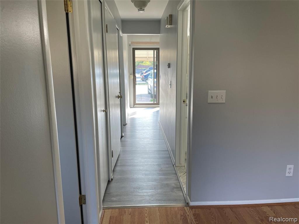 8401 18 18 Mile Road, Unit 199 Sterling Heights, MI 48313 - Photo 6 of 24