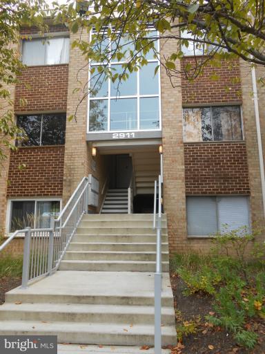 2911 Charing Cross Road, Unit 15 Falls Church, VA 22042 - Photo 13 of 21 Exterior (General)