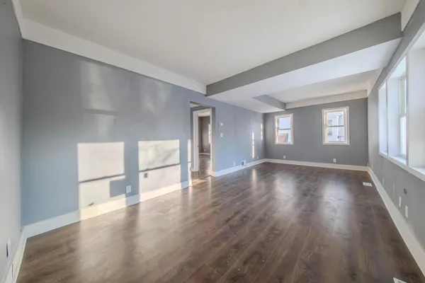 $299,900 | 654 Winslow Avenue, St. Paul, MN 55107