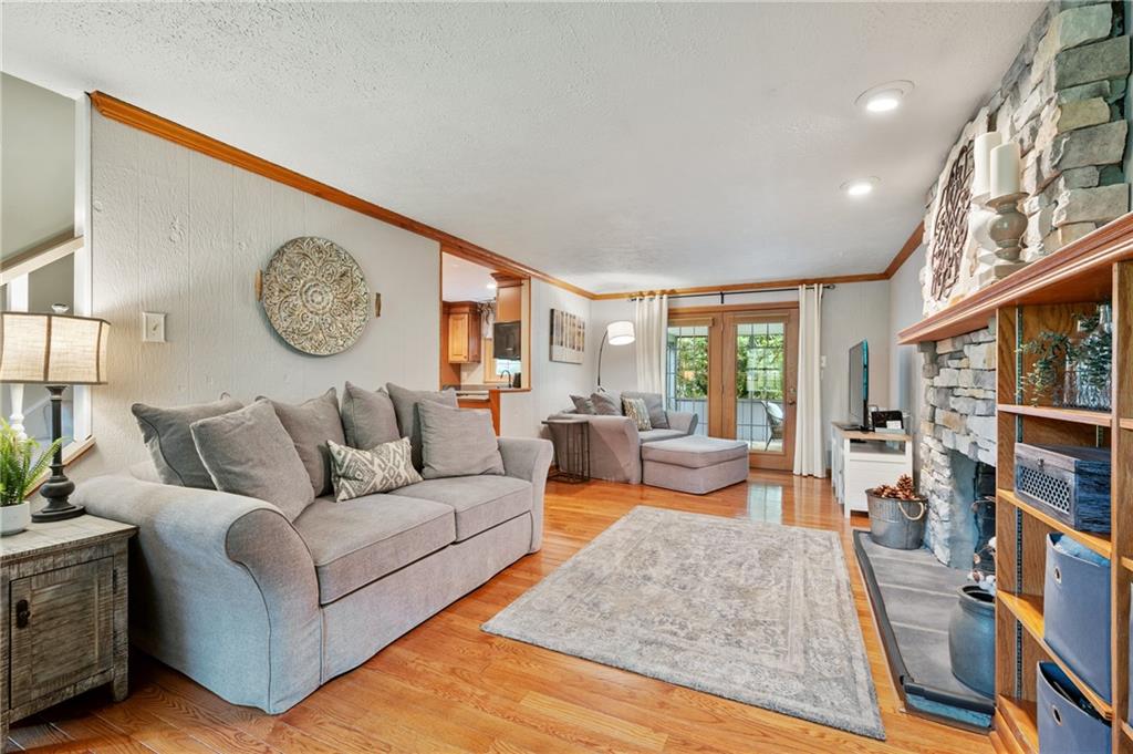 100 Farmingdale Road Wexford, PA 15090 - Photo 11 of 23 Gallery Image 11