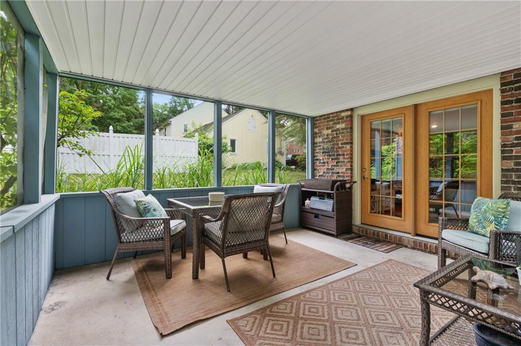 100 Farmingdale Road Wexford, PA 15090 - Photo 20 of 23 Gallery Image 20