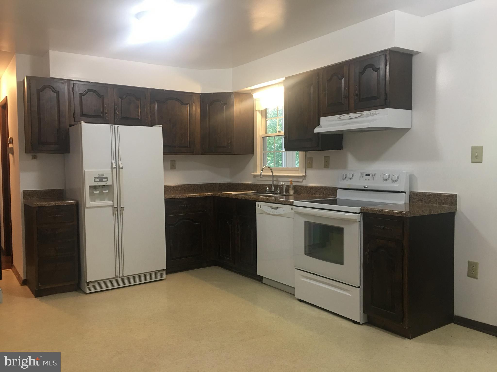 Spacious Kitchen
