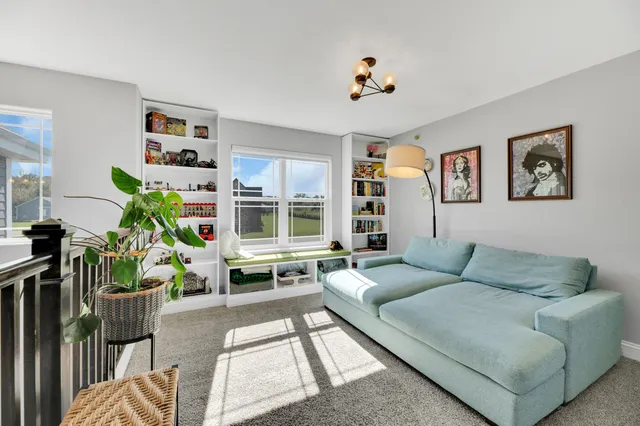 $779,000 | W2464 Leasure Way, East Troy, WI 53120