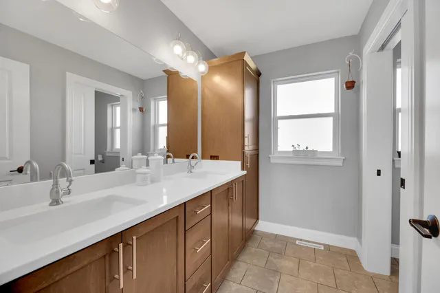 $779,000 | W2464 Leasure Way, East Troy, WI 53120